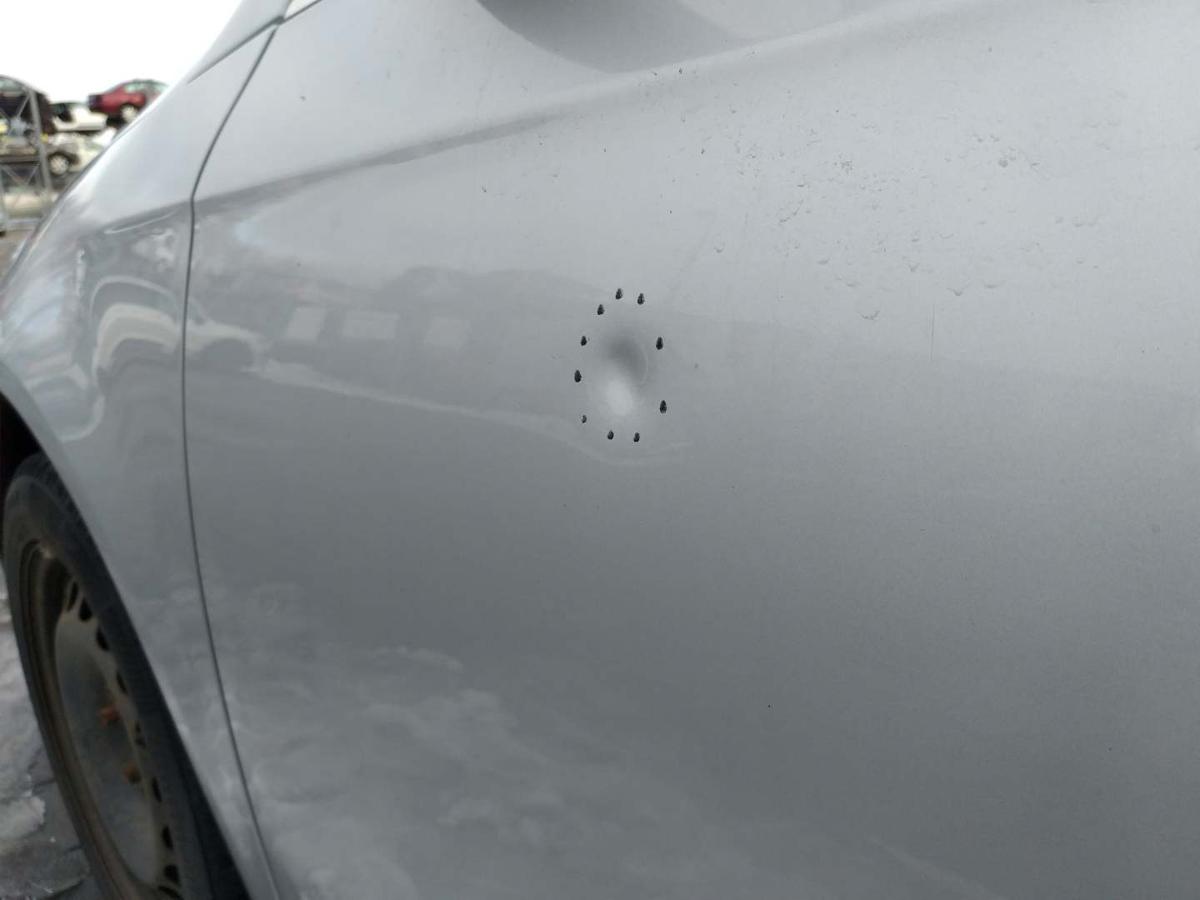 VW Passat 3C original T&uuml;r vorn links LA7W Reflexsilber Rohbau Bj.2006